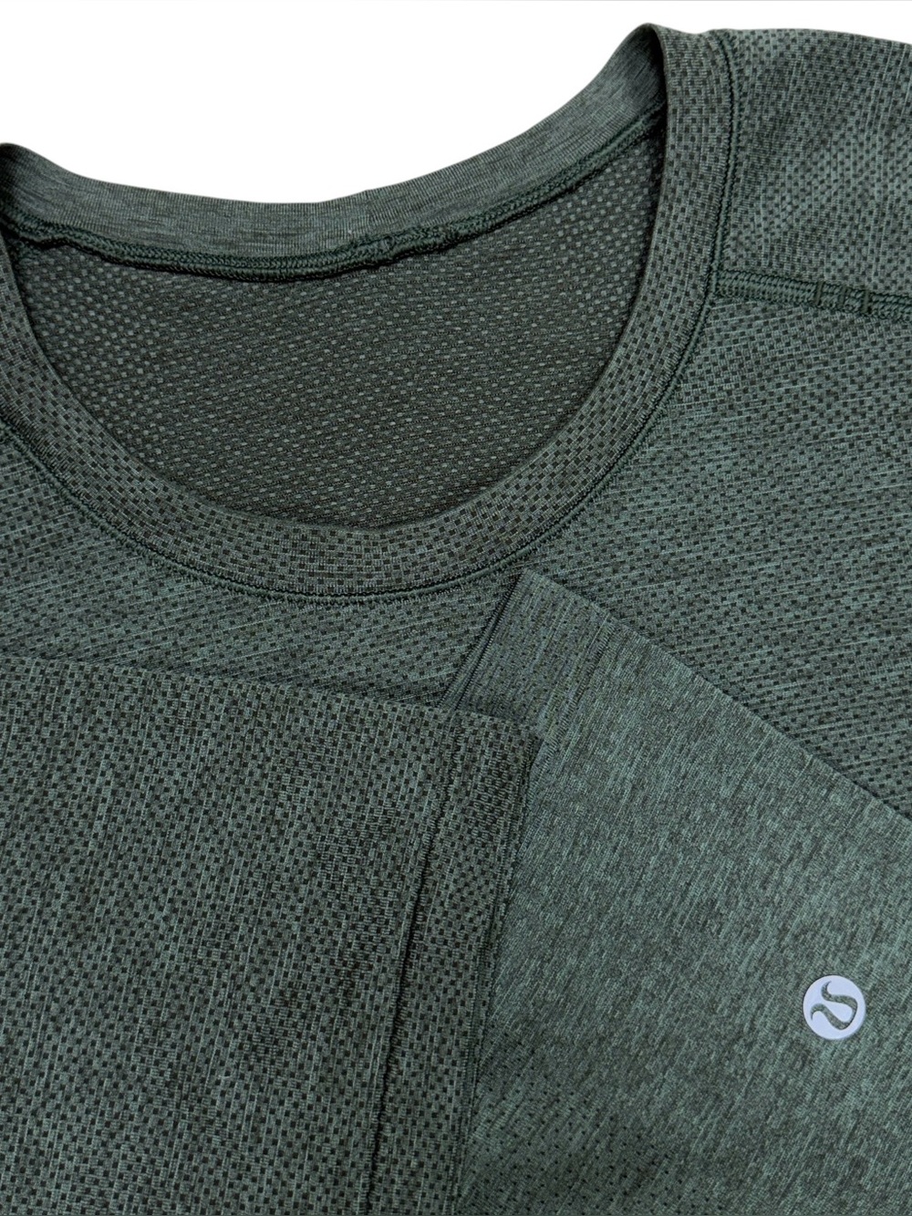 Lululemon Shirt Mens XL Green Metal Vent Tech Short Sleeve Athletic Performance